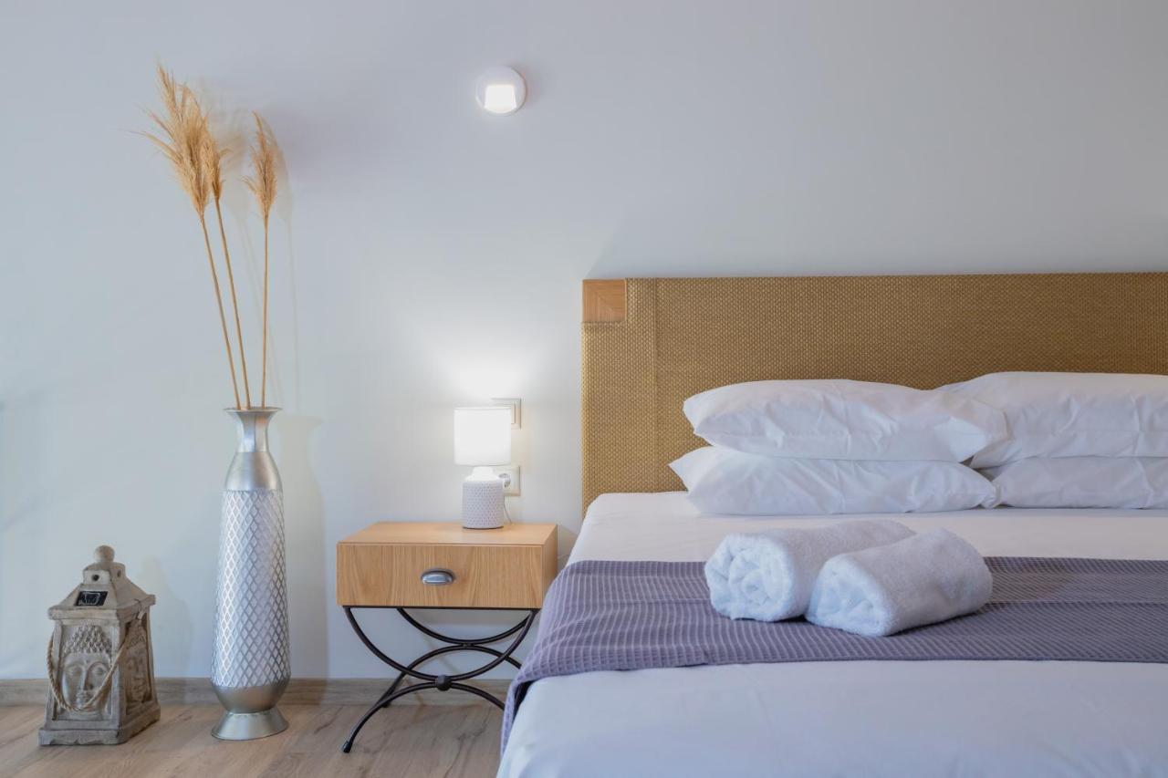La Perla Di Barla Seafront Apartment Kanalos Luaran gambar
