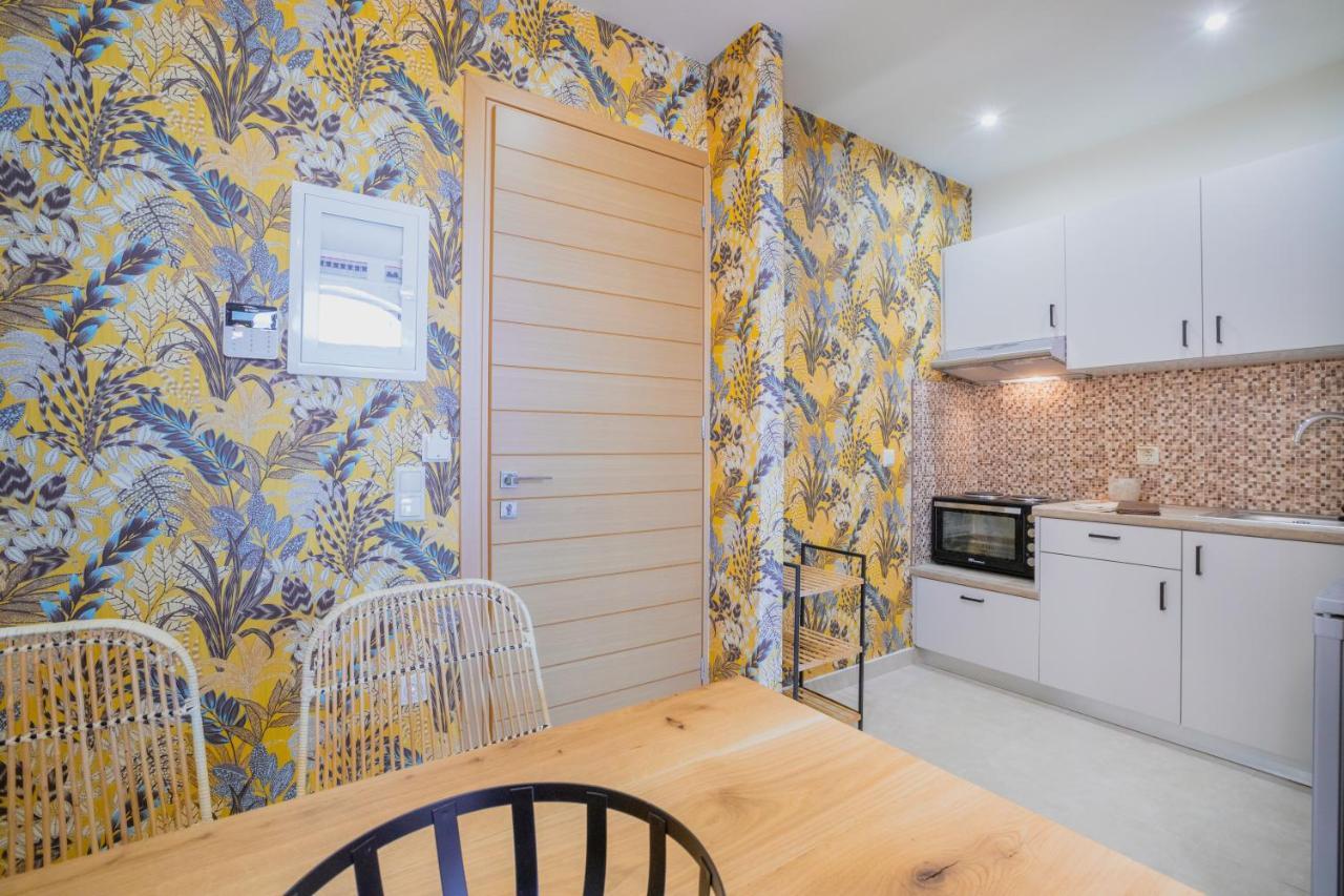 La Perla Di Barla Seafront Apartment Kanalos Luaran gambar