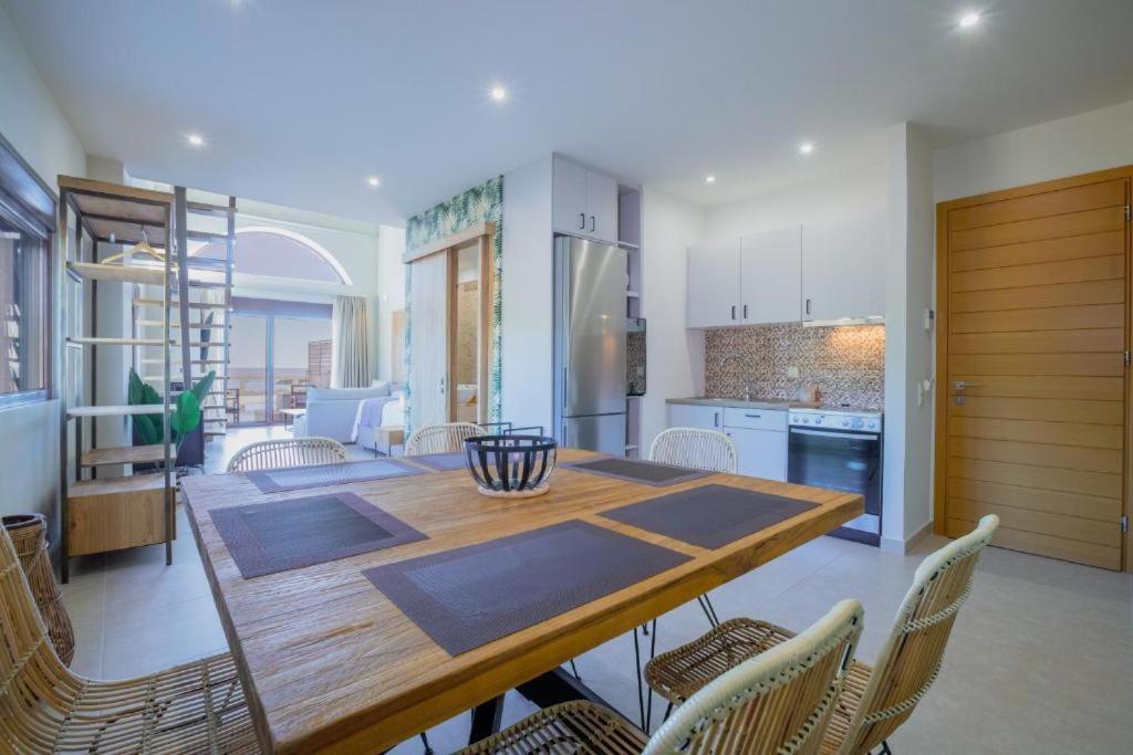 La Perla Di Barla Seafront Apartment Kanalos Luaran gambar